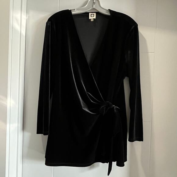 Anne Klein Black Velour Velvet Wrap Top Plus Size 0X Whimsigoth Dark Romance $89 - Picture 10 of 10